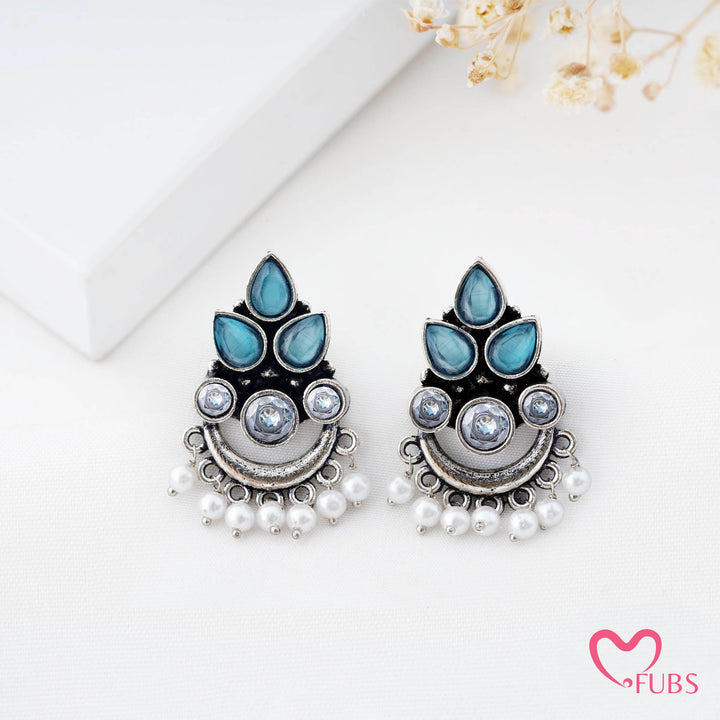 Chandbali Earrings with a Delicate Pearl Edge Detail