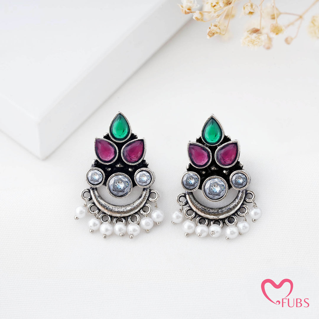 Chandbali Earrings with a Delicate Pearl Edge Detail