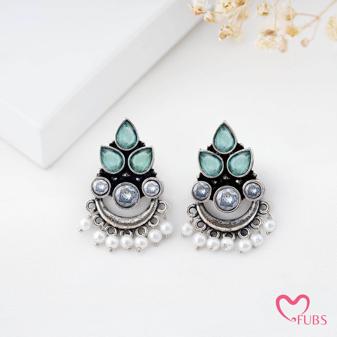 Chandbali Earrings with a Delicate Pearl Edge Detail