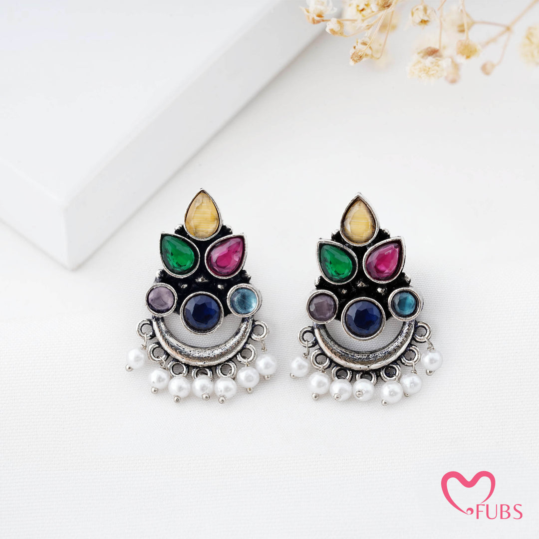 Chandbali Earrings with a Delicate Pearl Edge Detail