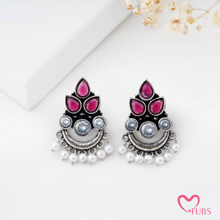 Chandbali Earrings with a Delicate Pearl Edge Detail