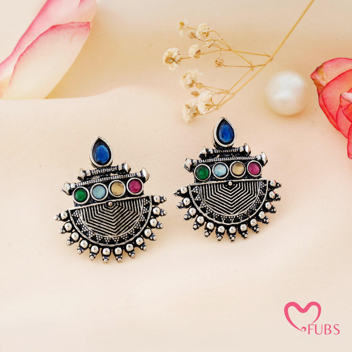 Fan Shaped Stud Earrings with Beaded Border