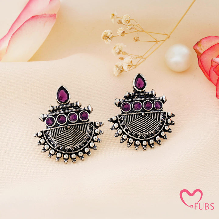 Fan Shaped Stud Earrings with Beaded Border