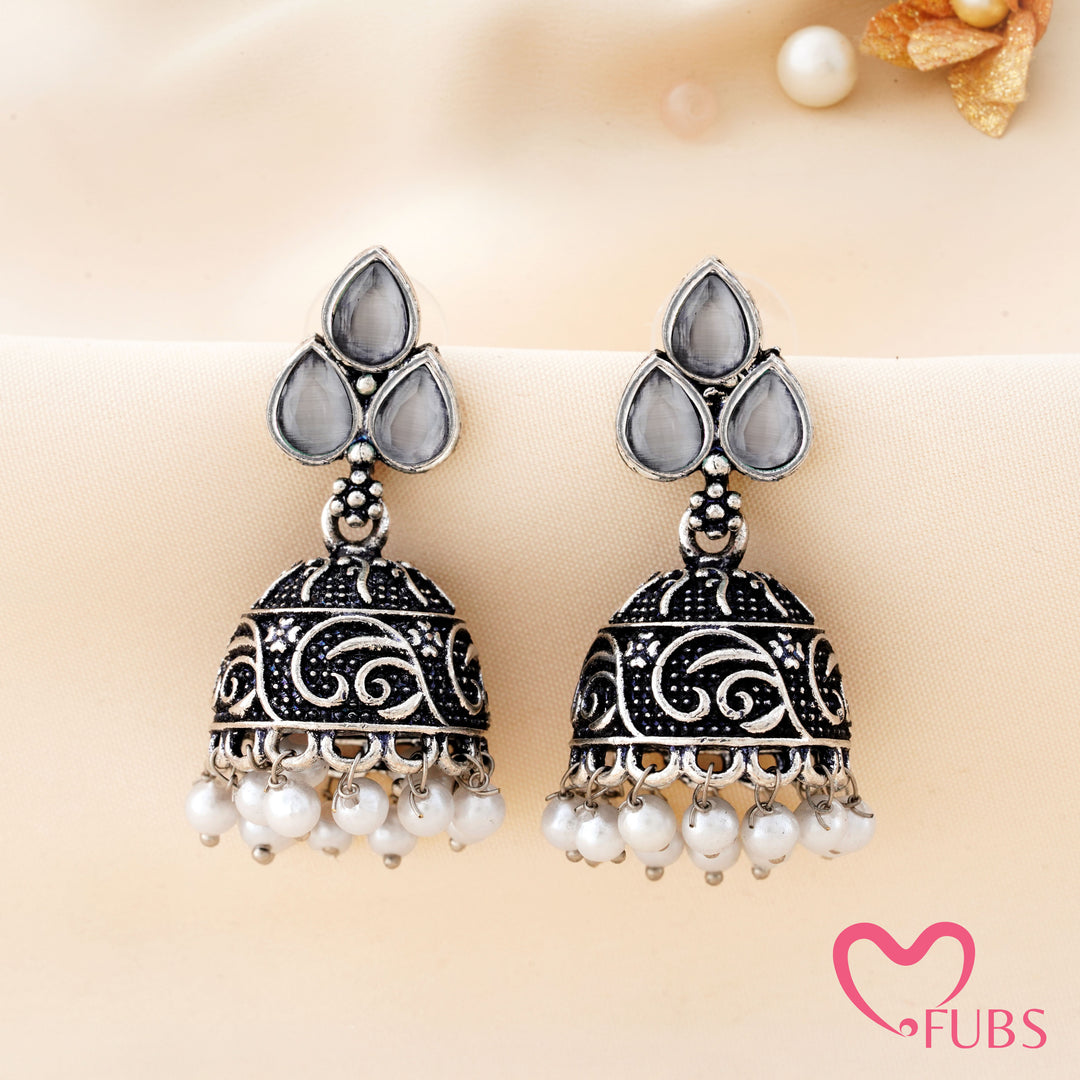 Trefoil Jhumka Earrings with a Vine Carved Dome