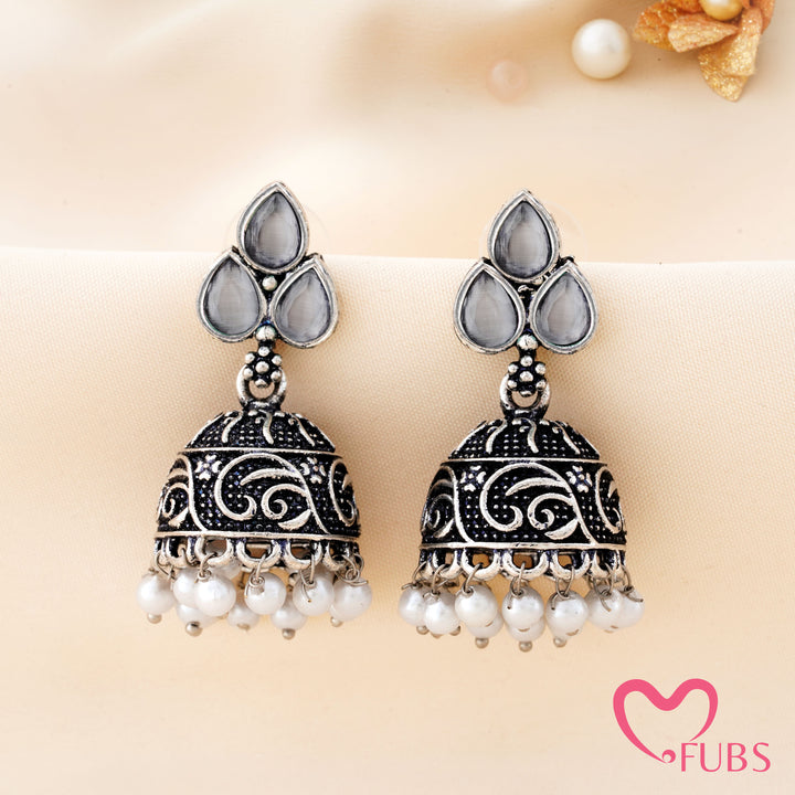 Trefoil Jhumka Earrings with a Vine Carved Dome