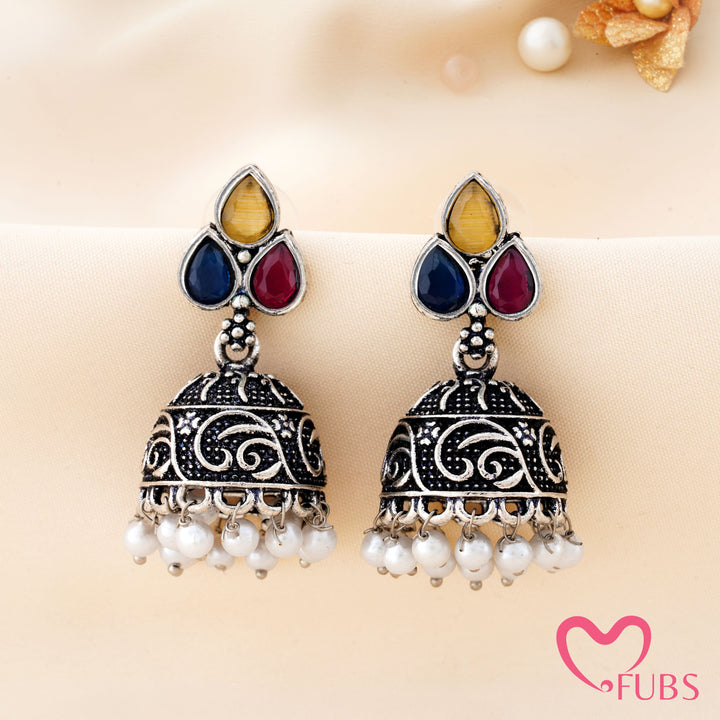 Trefoil Jhumka Earrings with a Vine Carved Dome