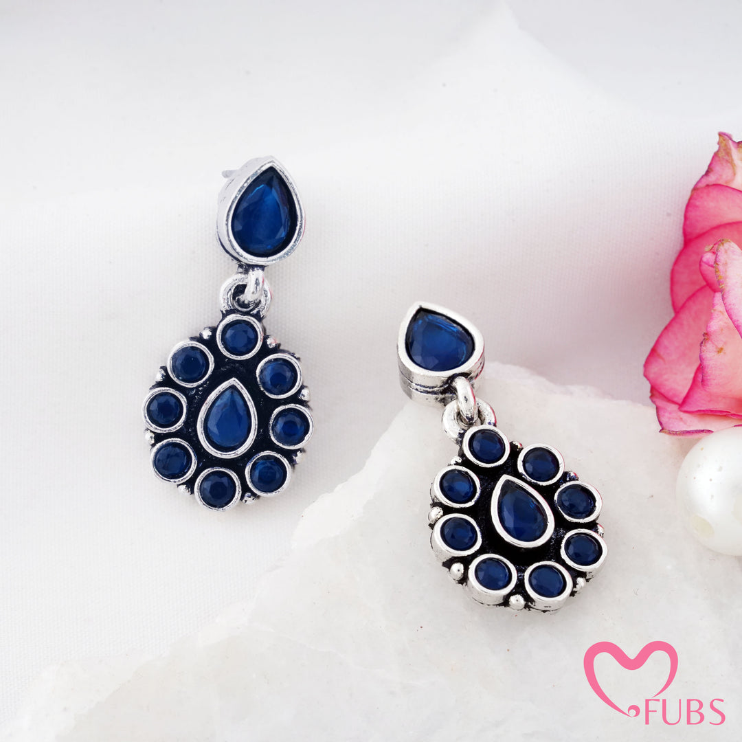 Pear Top Cluster Pendant Earrings with Fine Rim Detail