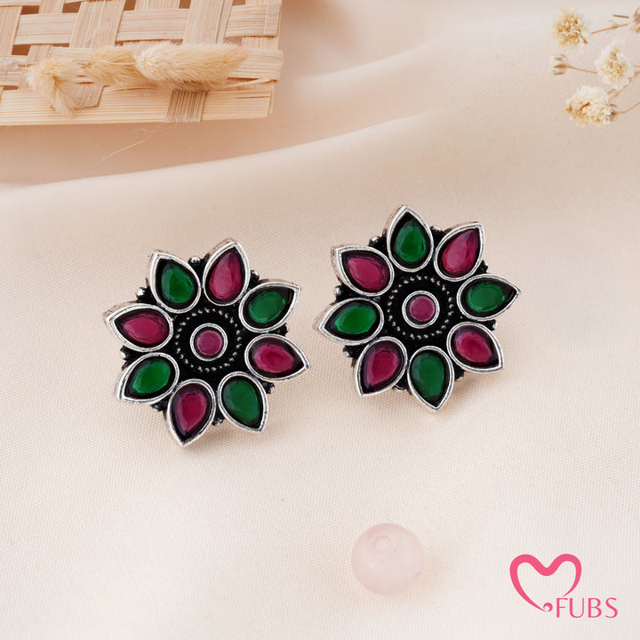 Radiant Sunburst Stud Earrings with Teardrop Accents