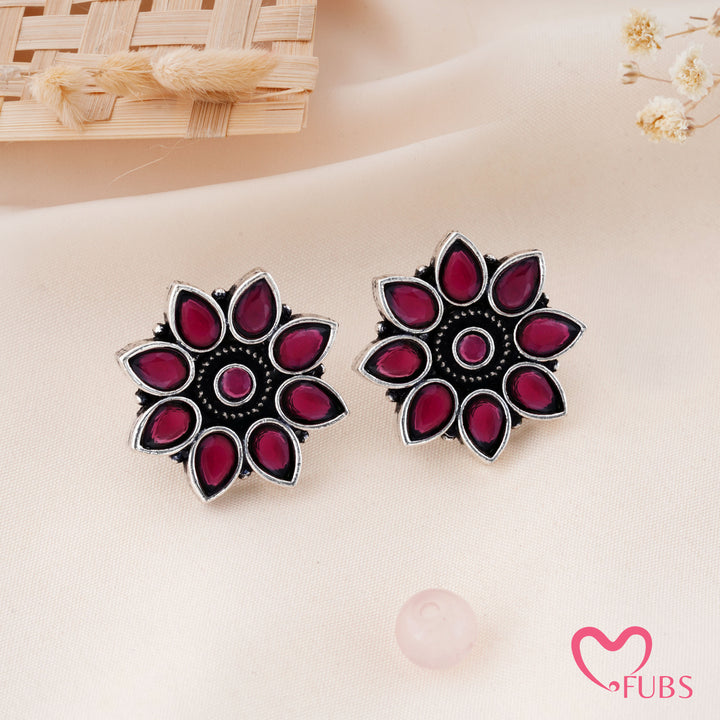 Radiant Sunburst Stud Earrings with Teardrop Accents
