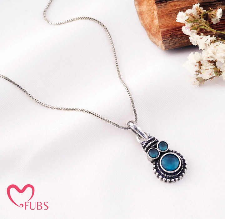 Aaina Oxidised Round Stone Chain Pendant