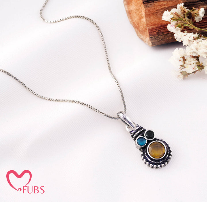 Aaina Oxidised Round Stone Chain Pendant