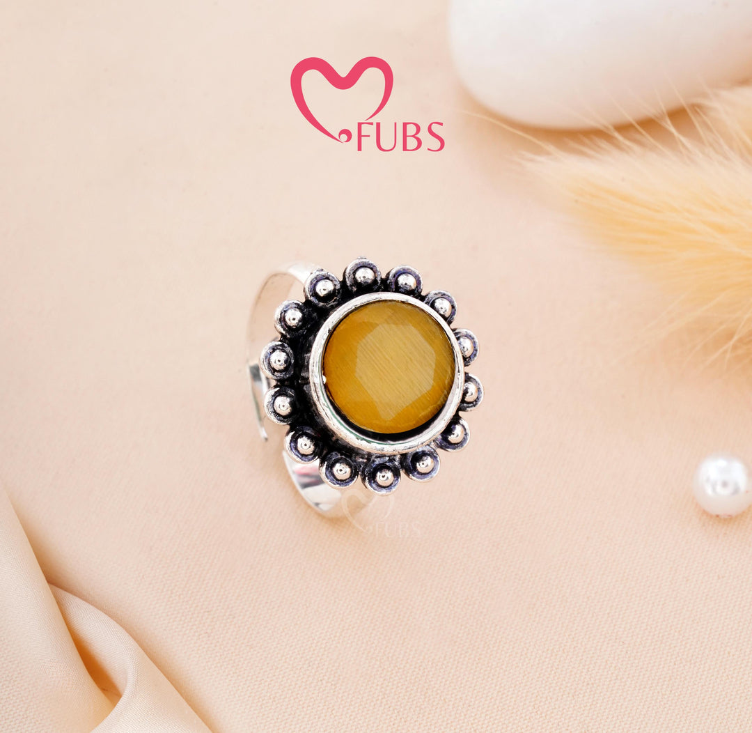 Artisan Crafted Ring with Floral-Inspired Design
