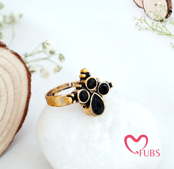 Traditional Antique Finish Cluster Stone Adjustable Ring