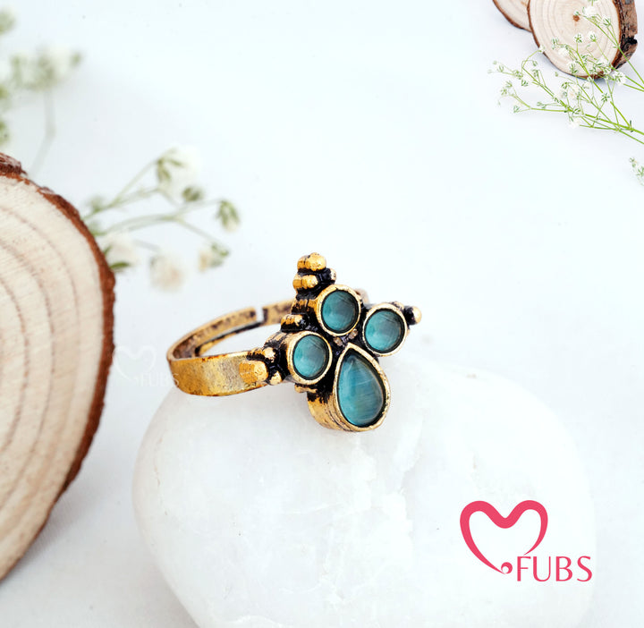 Traditional Antique Finish Cluster Stone Adjustable Ring