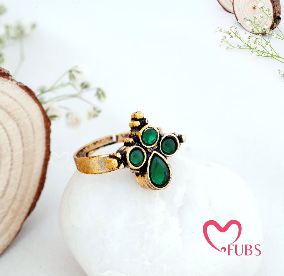 Traditional Antique Finish Cluster Stone Adjustable Ring