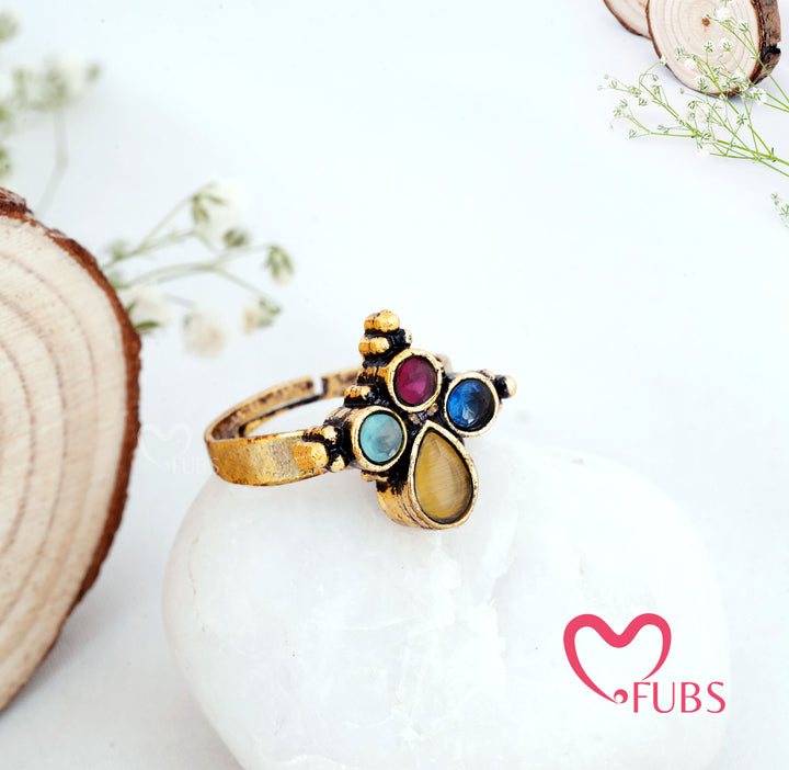 Traditional Antique Finish Cluster Stone Adjustable Ring