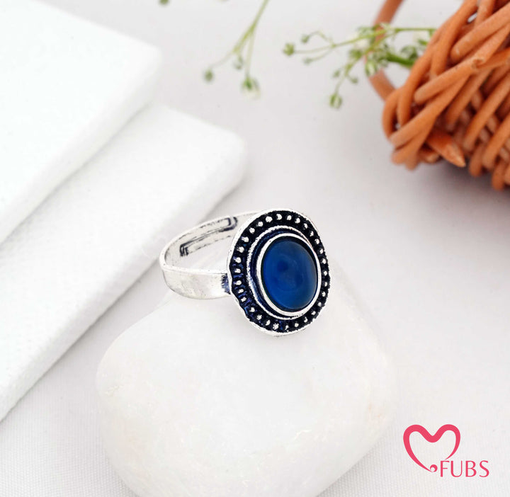 Traditional Oxidised Round Stone Adjustable Ring with Beaded Frame