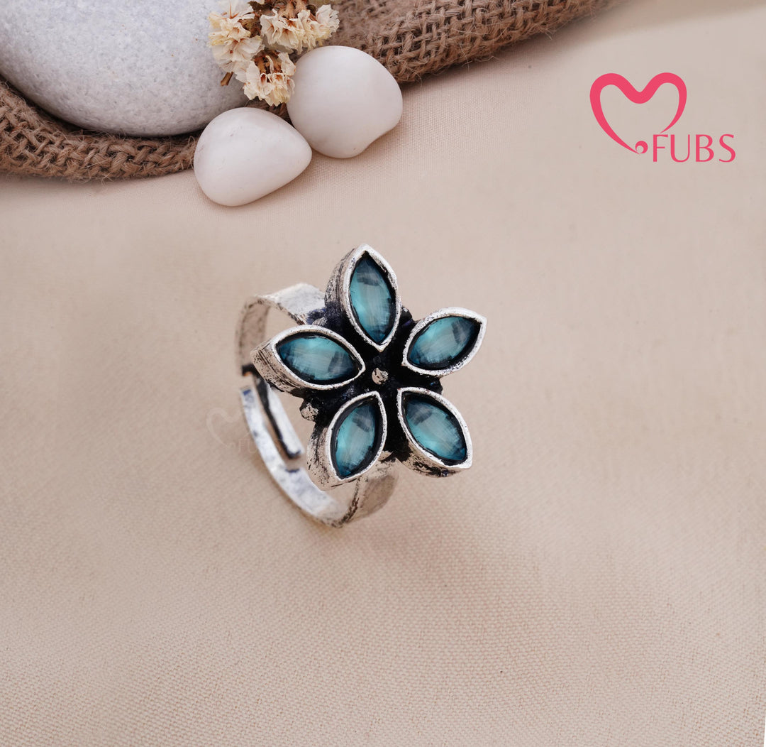 Oxidised Petal Flower Stone Adjustable Ring