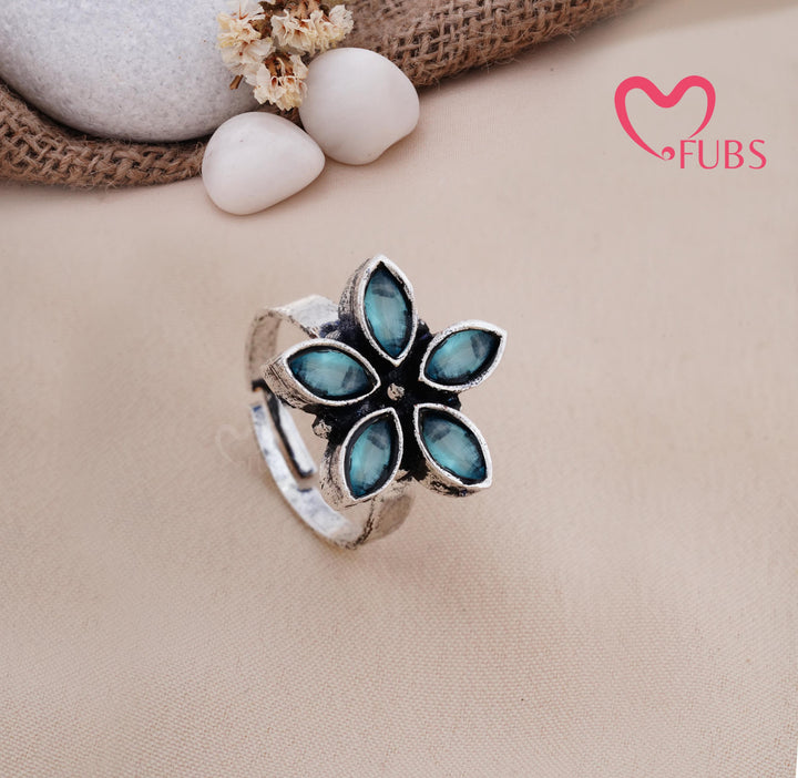 Oxidised Petal Flower Stone Adjustable Ring