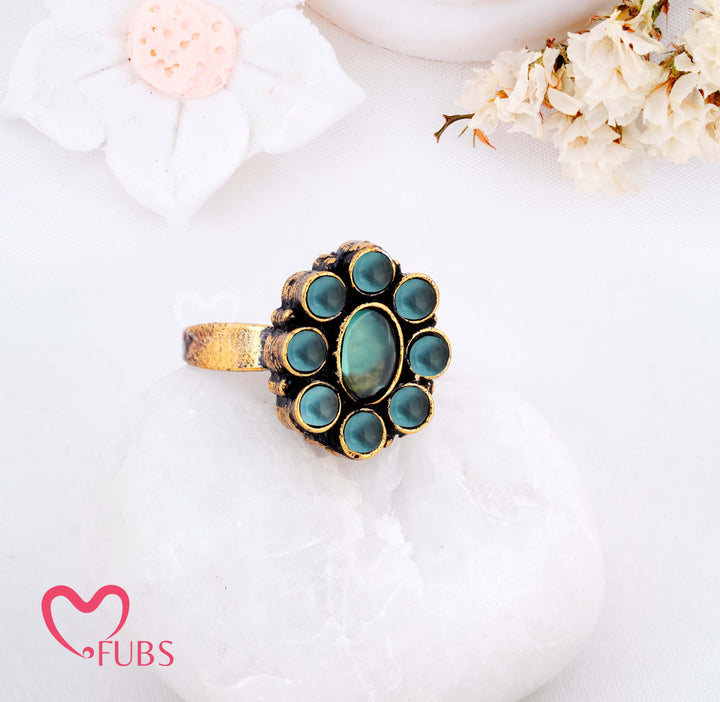 Traditional Antique Finish Clustered Stone Adjustable Ring