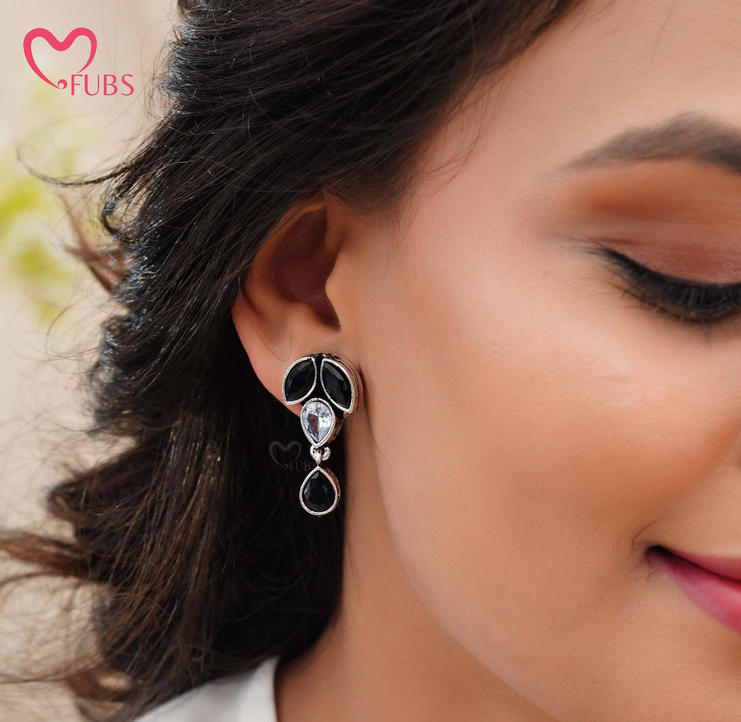 Elegant Leaf Stone Jewelry Set – Earrings & Bracelet