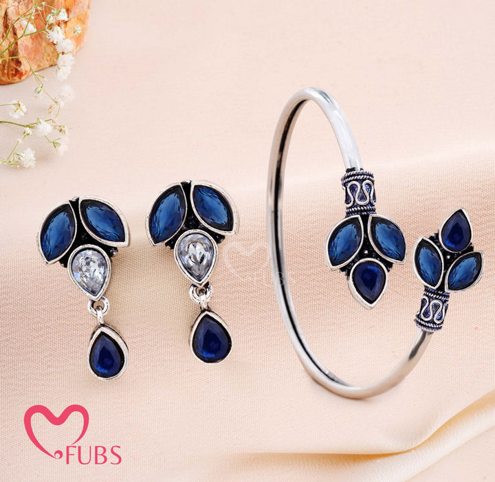 Elegant Leaf Stone Jewelry Set – Earrings & Bracelet