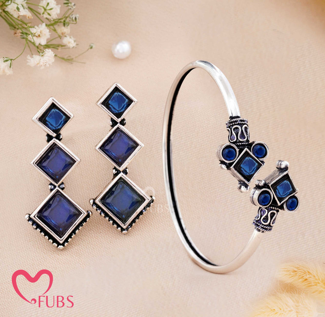 Artisanal Stone Jewelry Combo – Earrings & Bracelet
