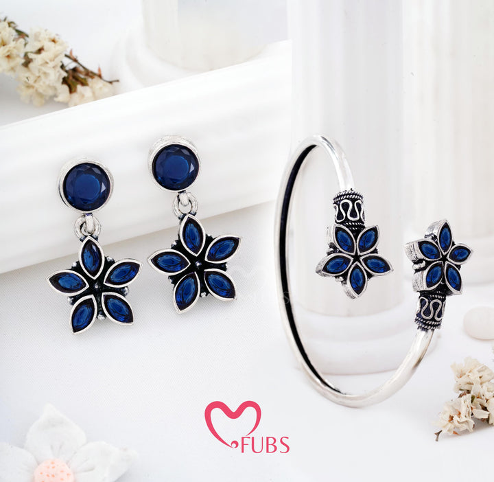 Floral Motif Jewelry Set – Earrings & Bracelet Combo
