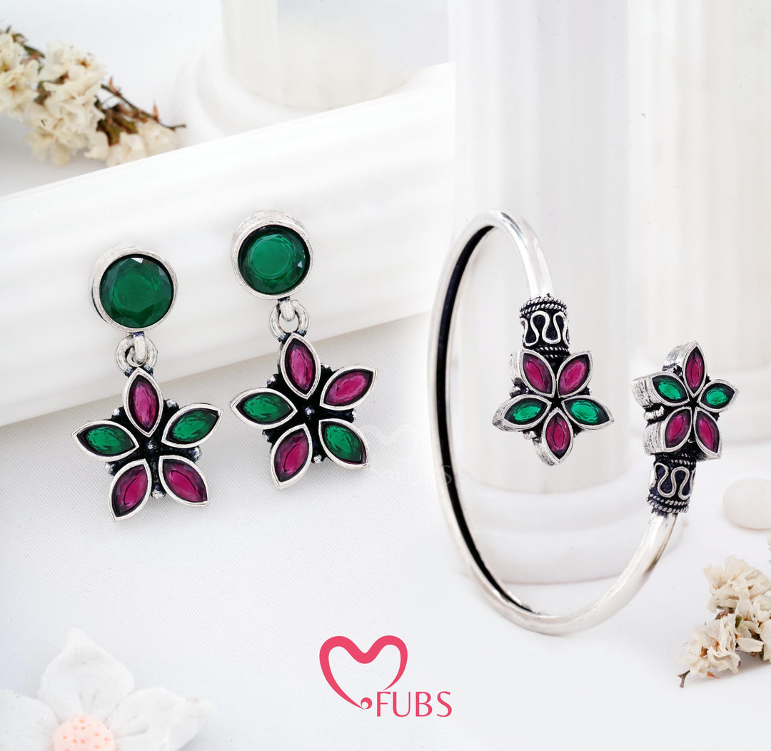 Floral Motif Jewelry Set – Earrings & Bracelet Combo