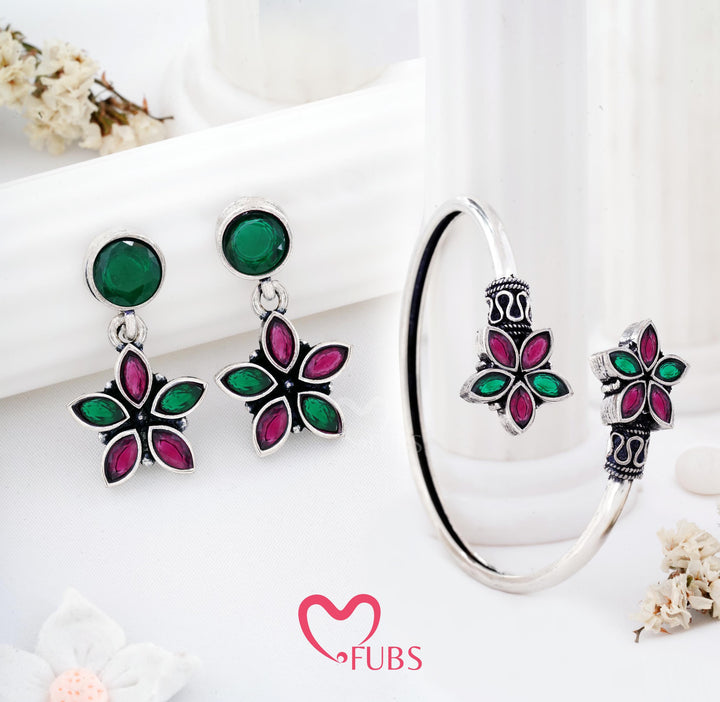 Floral Motif Jewelry Set – Earrings & Bracelet Combo