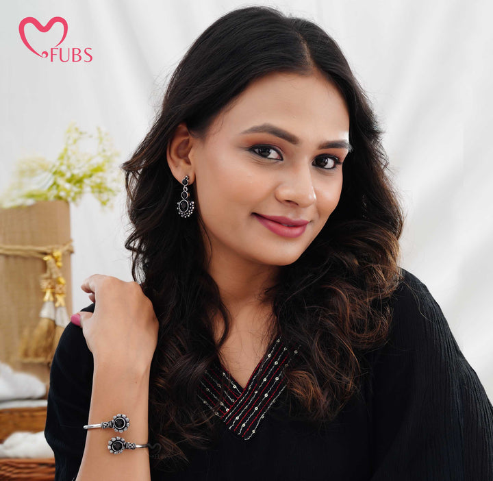 Traditional Oxidized Earring & Bracelet Combo