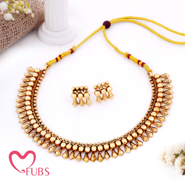 Traditional Gold-Tone Choker Necklace Set with Earrings