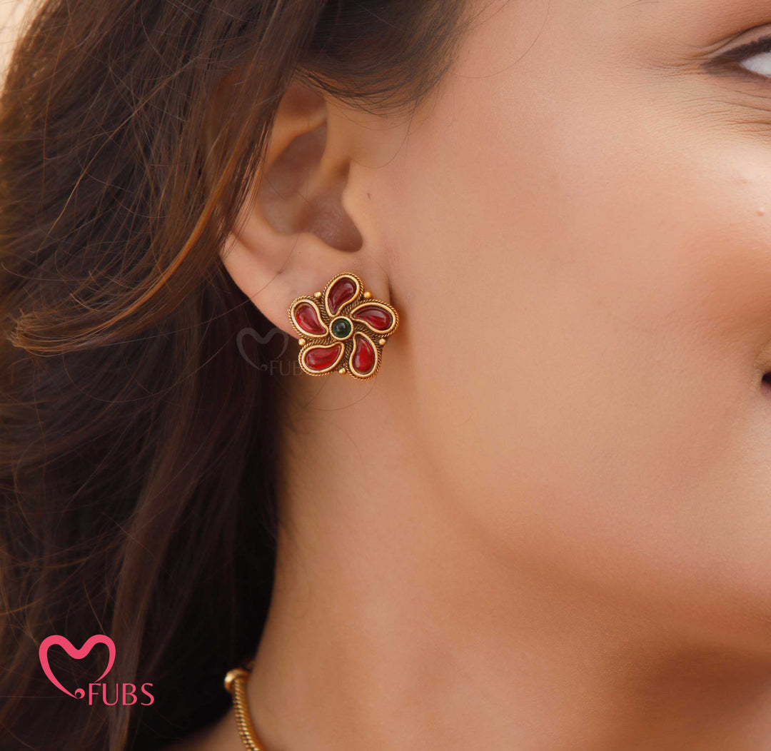 Floral Gold-Tone Necklace Set with Earrings