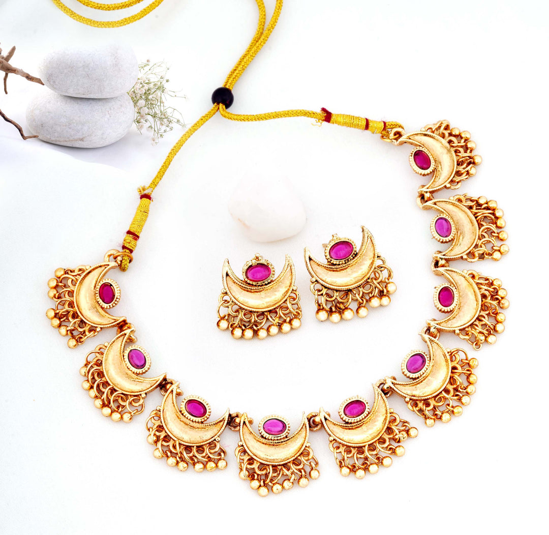 Traditional Crescent Moon Necklace Set with Earrings