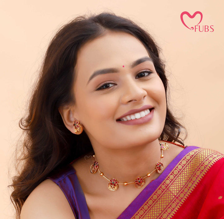 Classic Flower Motif Necklace & Earrings Combo