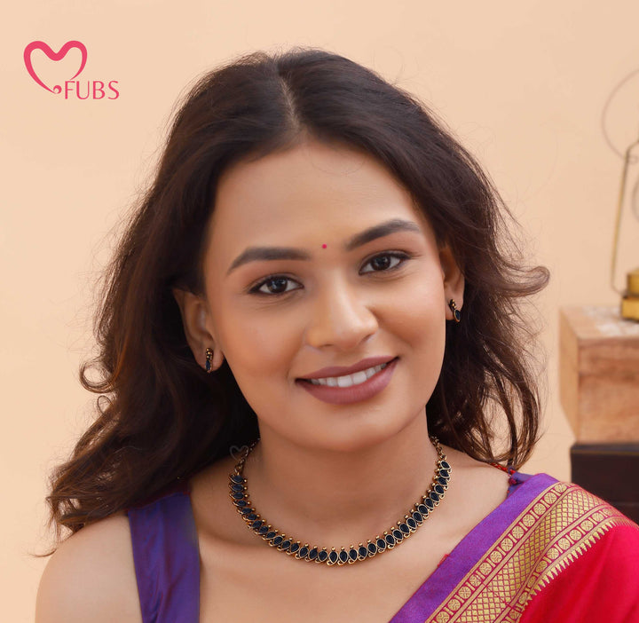 Elegant Pear Shape Necklace & Earrings Set