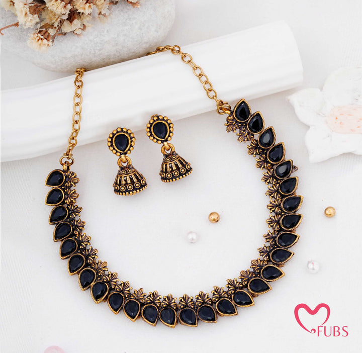 Antique Stone Choker Necklace Set with Earrings