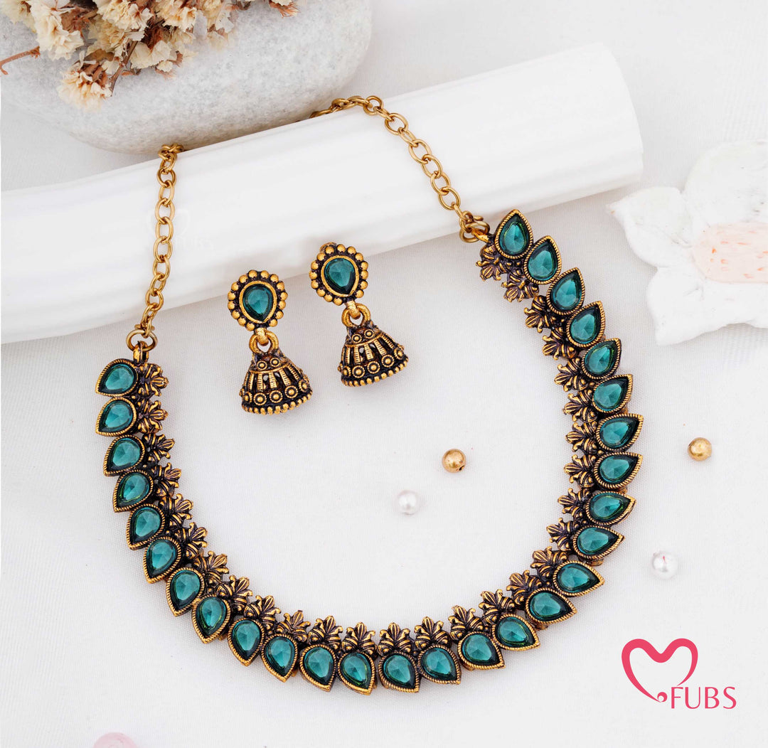 Antique Stone Choker Necklace Set with Earrings