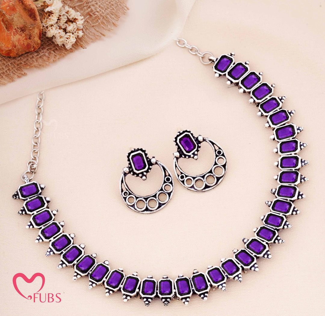 Oxidized Rectangular Stone Necklace with Crescent Earrings