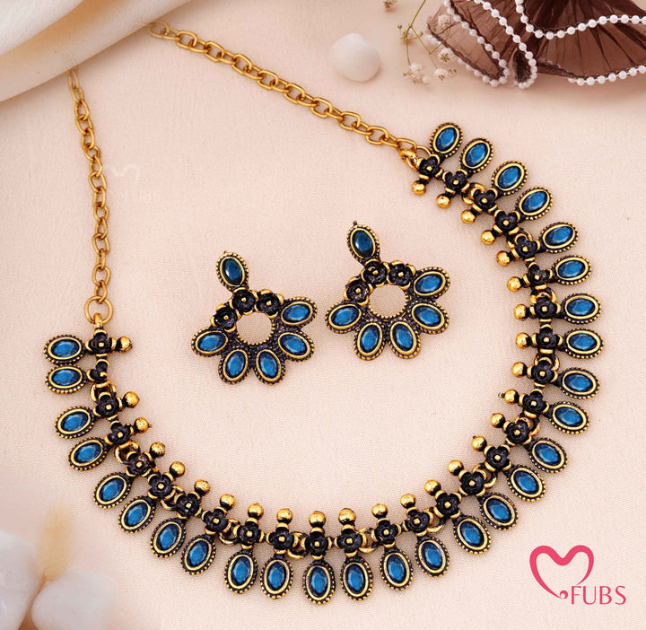 Traditional Oval Stone Necklace Set with Floral Earrings