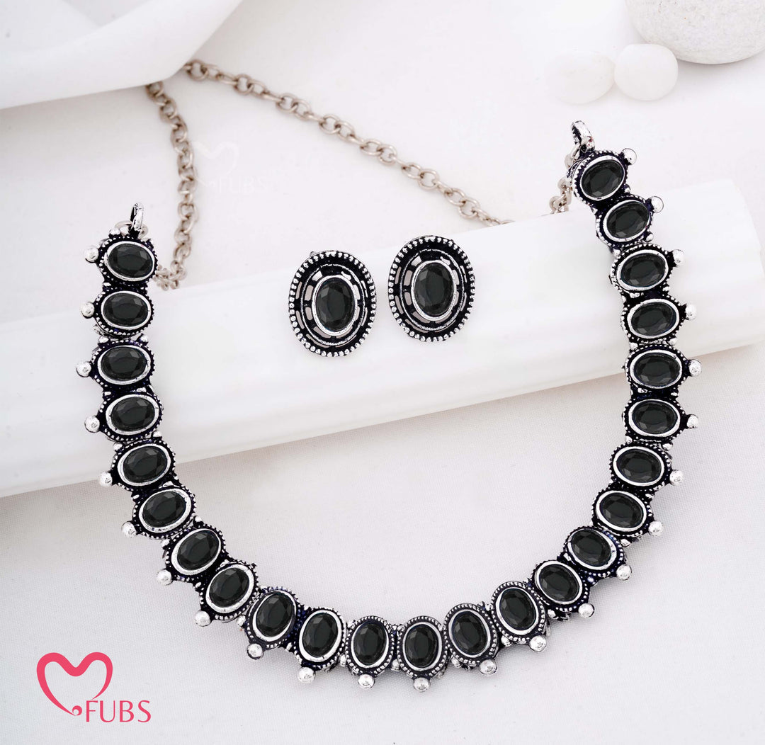 Antique Oval Stone Necklace with Matching Stud Earrings