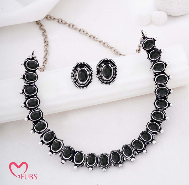 Antique Oval Stone Necklace with Matching Stud Earrings