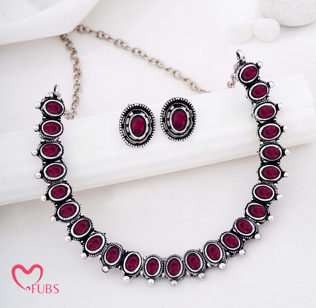 Antique Oval Stone Necklace with Matching Stud Earrings