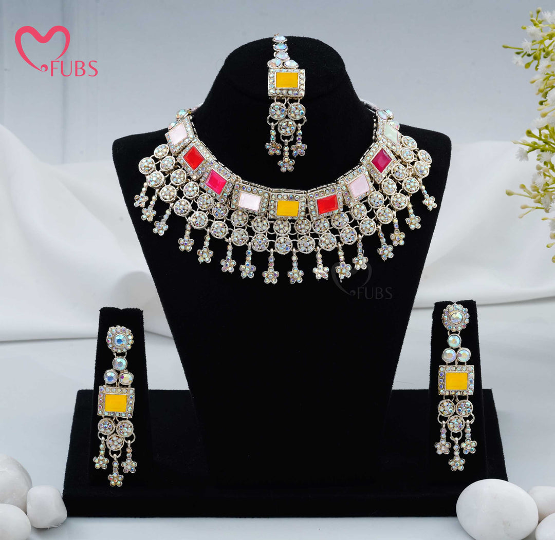Oxidized Finish Aesthetic Choker Set & Maang Tikka