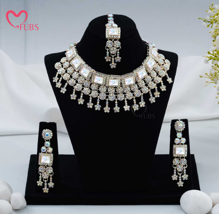 Oxidized Finish Aesthetic Choker Set & Maang Tikka