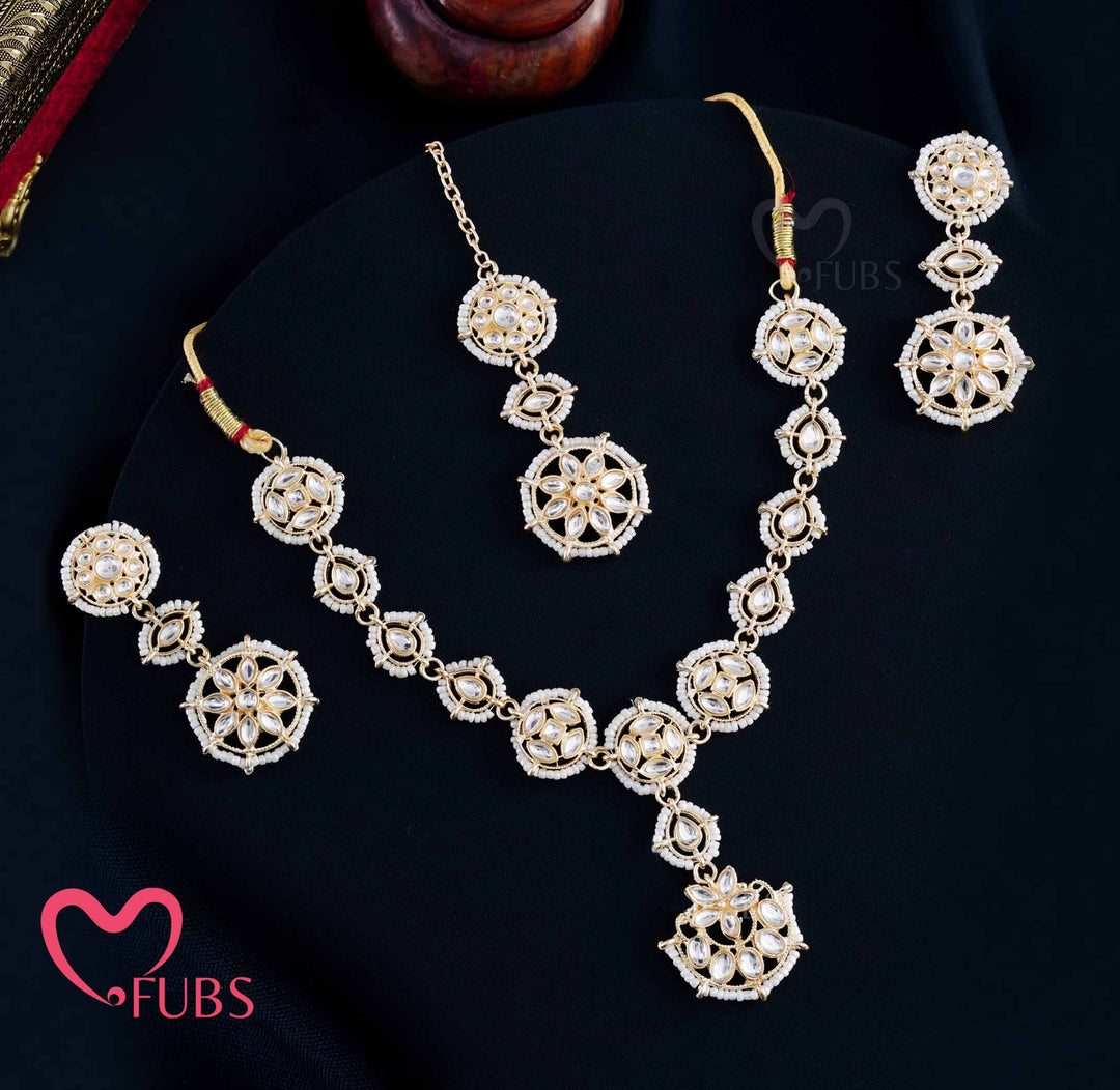 Floral Aesthetic Kundan Choker & Tikka Set