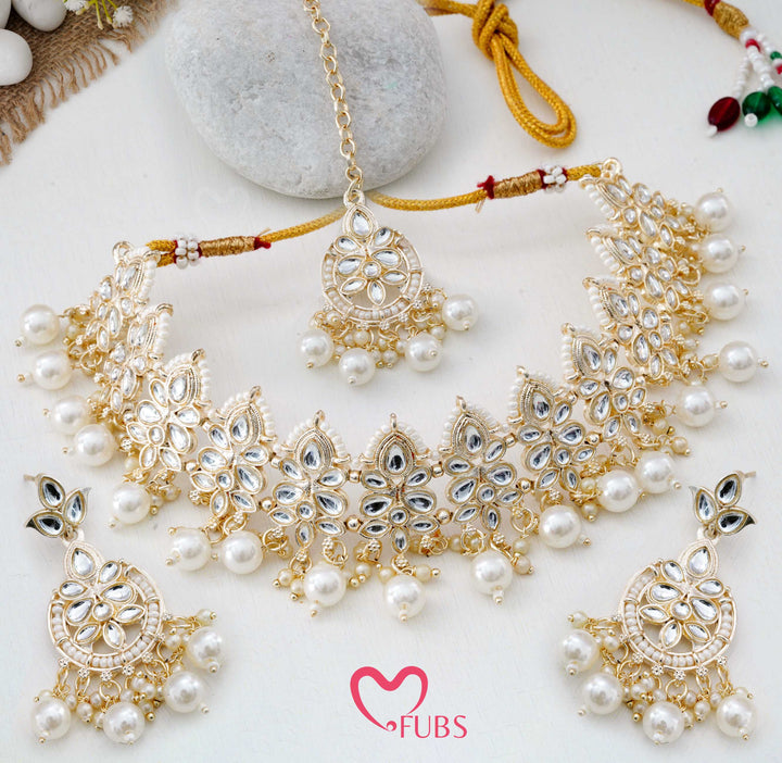 Festive Ornate Kundan Choker with Vibrant Bead Drops & Maang Tikka