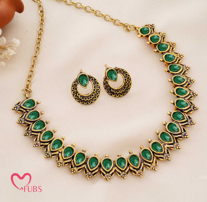 Traditional Matte Gold Paisley Choker Set with Dark Stones