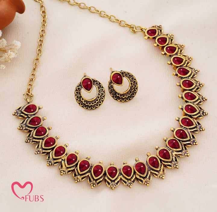 Traditional Matte Gold Paisley Choker Set with Dark Stones