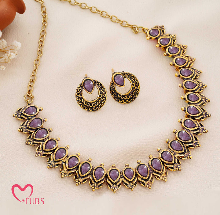 Traditional Matte Gold Paisley Choker Set with Dark Stones